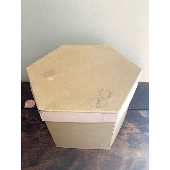 Vintage Union Made Woven Straw brimmed hat Mesh Ribbon detail original hat box - Picture 3 of 15